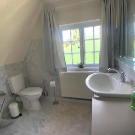 Lage! Charmantes 5 Geh-min V. Holiday home