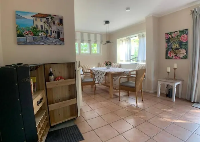 Lage! Charmantes 5 Geh-min V. Timmendorfer Strand